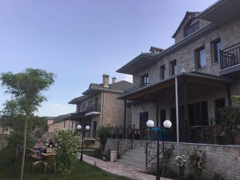 מלון Vila Panorama Voskopojë מראה חיצוני תמונה